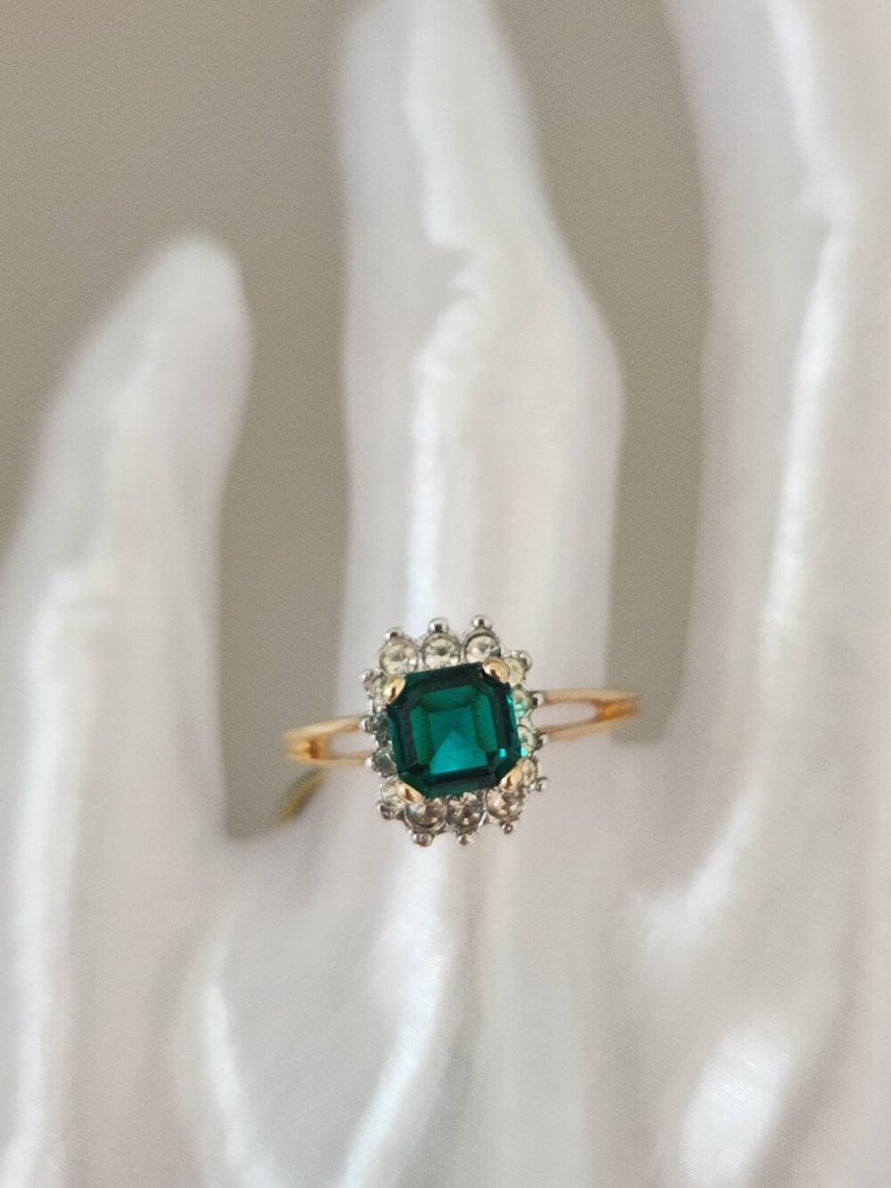 ORION Green Rhinestone Gold Tone Cocktail Ring